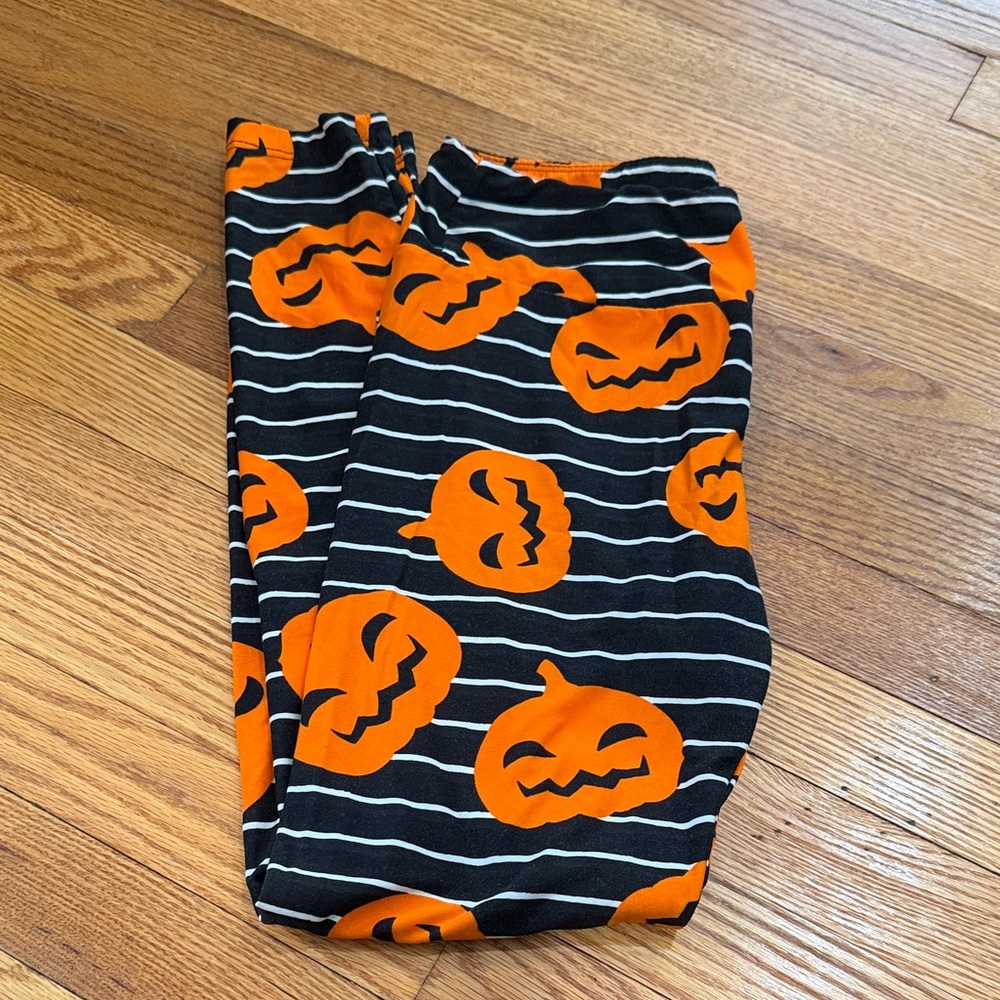 Lula Roe Women’s pumpkin Halloween leggings – one size Brand New